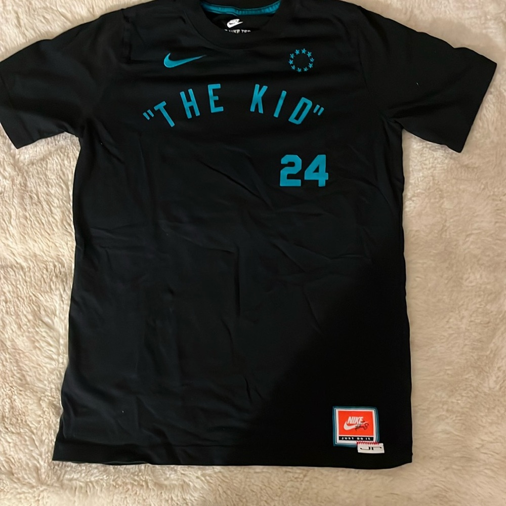 ♦️SALE♦️ Ken Griffey Jr Nike tee